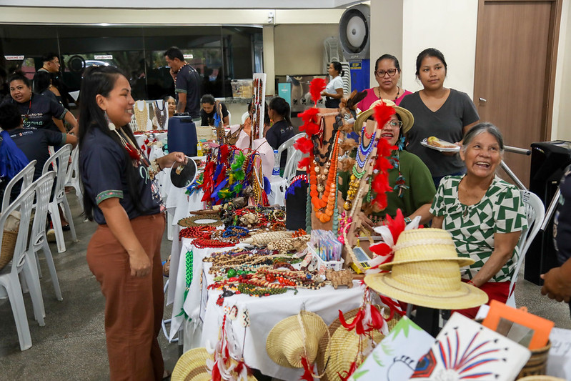 Prefeitura-de-Manaus-realiza-exposicao-Saberes-Artes-e-Tradicoes-da-educacao-escolar-indigena-4