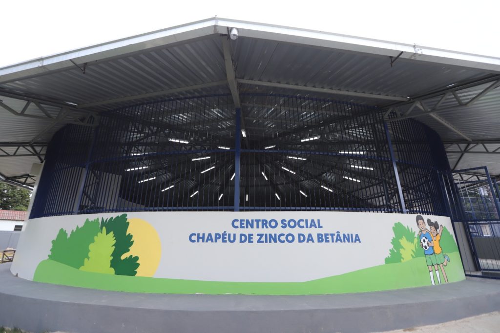 UGPE_1-MES-DE-ENTREGA-CHAPEU-DE-ZINCO_FOTO_PAULA-PESSOA_UGPE_2-1024×682-1