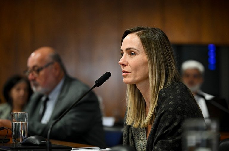 angela-cignachi-andressa-anholete-agncia-senado-768×509-1