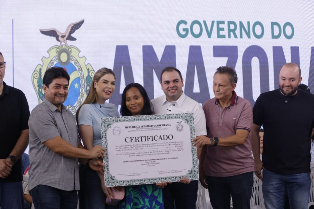 Governo-Presente-36a-edicao-realiza-quase-5-mil-atendimentos-nas-areas-de-cidadania-saude-inclusao-social-1_Fotos-Tiago-Correa-e-Mauro-Neto-Secom-1-1024×682-1