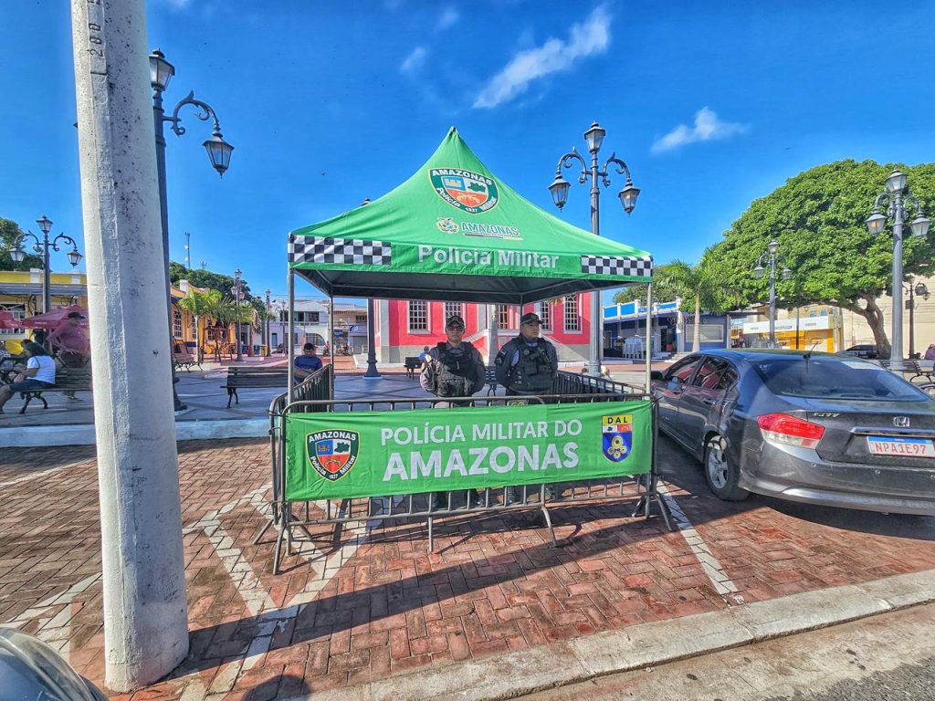 PMAM_BARRACAS-DE-ATENDIMENTO-DA-POLICIA-MILITAR-DO-AMAZONAS-DURANTE-PARINTINS-2026_FOTO-ARQUIVO-PMAM-1-1024×768-1