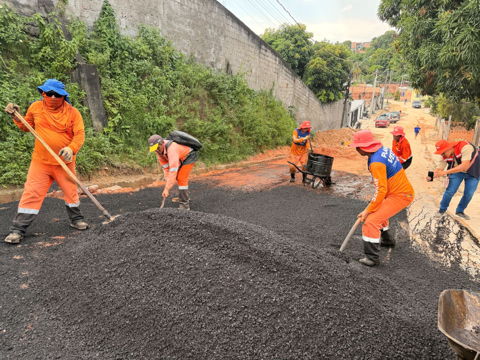 Prefeitura-de-Manaus-conclui-obras-de-drenagem-e-recuperacao-asfaltica-no-Novo-Aleixo-e-devolve-mais-seguranca-a-populacao-2